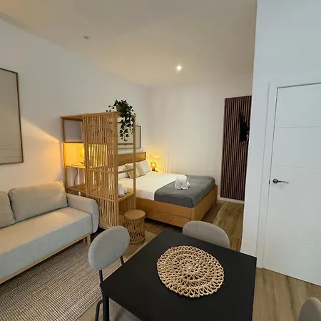 Travel Habitat Loft Sea & Port Valencie